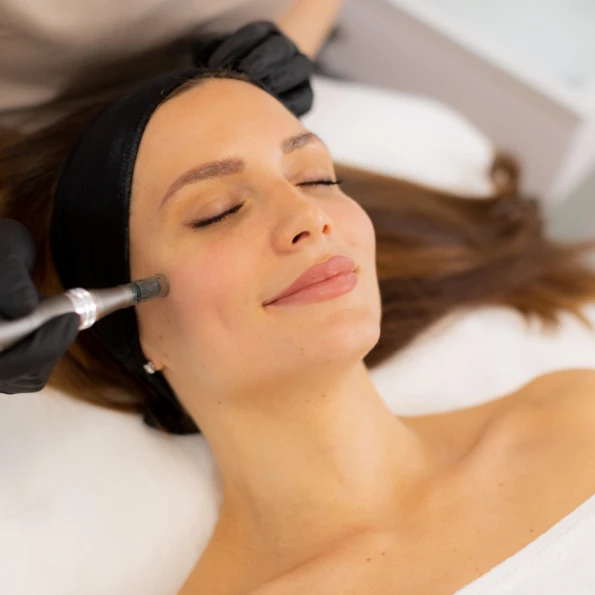 Mesoterapia facial · Medics Integral Salut