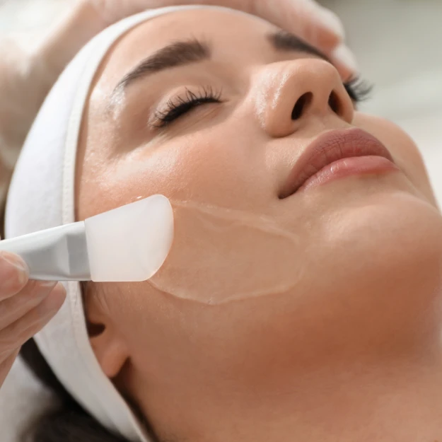 Peeling facial · Medics Integral Salut